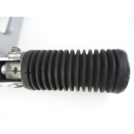 SUPPORTO CON PEDANA POSTERIORE PASSEGGERO DESTRA HONDA XL TRANSALP 600 V 1995