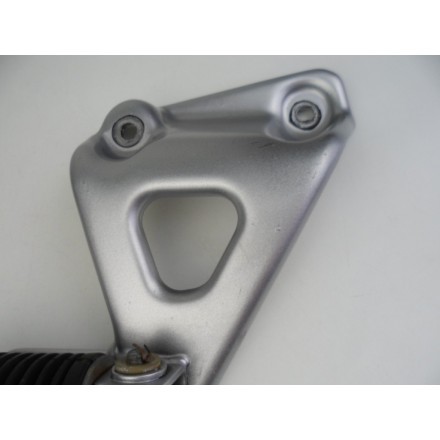 SUPPORTO CON PEDANA POSTERIORE PASSEGGERO DESTRA HONDA XL TRANSALP 600 V 1995