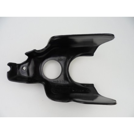 PLASTICA CENTRALE TELAIO CORNICE TAPPO CARICO OLIO APRILIA PEGASO 650 CUBE 1999