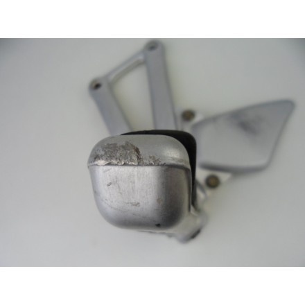 SUPPORTO COMPLETO DI PEDANA ANTERIORE PILOTA SINISTRA DUCATI ST3 S ABS 2007