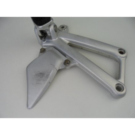 SUPPORTO COMPLETO DI PEDANA ANTERIORE PILOTA SINISTRA DUCATI ST3 S ABS 2007