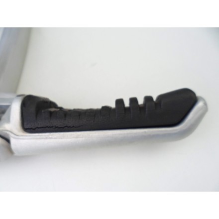 SUPPORTO COMPLETO DI PEDANA ANTERIORE PILOTA DESTRA DUCATI ST3 S ABS 2007