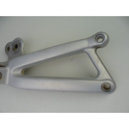 SUPPORTO COMPLETO DI PEDANA POSTERIORE PASSEGGERO DESTRA DUCATI ST3 S ABS 2007