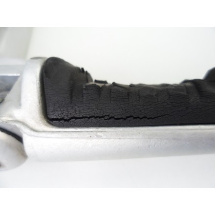 SUPPORTO COMPLETO DI PEDANA ANTERIORE PILOTA DESTRA DUCATI ST3 S ABS 2007