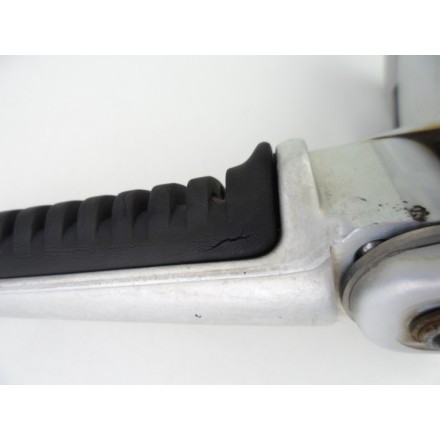 SUPPORTO COMPLETO DI PEDANA POSTERIORE PASSEGGERO SINISTRA DUCATI ST3 S ABS 2007