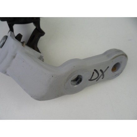 SUPPORTO CON PEDANA GUIDA ANTERIORE PILOTA DESTRA APRILIA PEGASO 650 1999