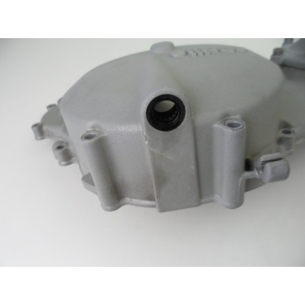 COPERCHIO COVER CARTER FRIZIONE MOTORE CON POMPA ACQUA APRILIA PEGASO 650 1999