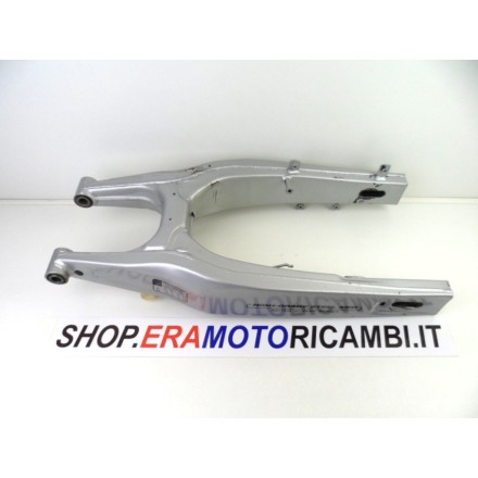 FORCELLONE BRACCIO OSCILLANTE RUOTA POSTERIORE MOTORE APRILIA PEGASO 650 1999