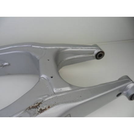 FORCELLONE BRACCIO OSCILLANTE RUOTA POSTERIORE MOTORE APRILIA PEGASO 650 1999