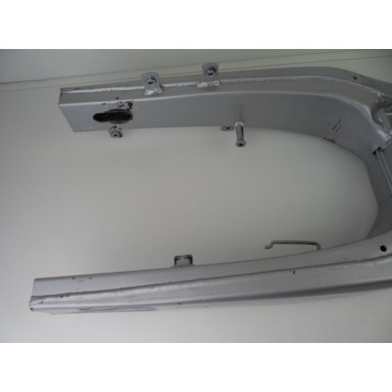 FORCELLONE BRACCIO OSCILLANTE RUOTA POSTERIORE MOTORE APRILIA PEGASO 650 1999