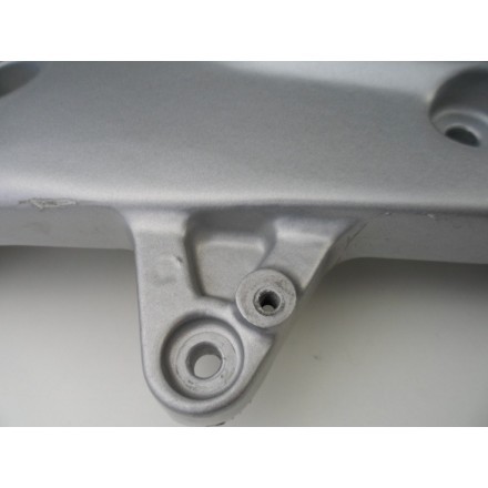 COPPIA STAFFE SUPPORTI MOTORE TELAIO LATERALI ORIGINALI APRILIA PEGASO 650 1999