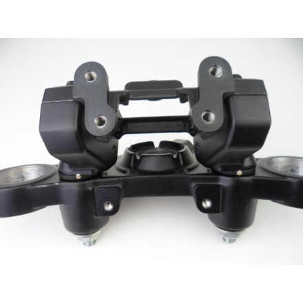 PIASTRA DI STERZO BASE FORCELLA SUPERIORE COMPLETO DI RISER KAWASAKI Z650 2021