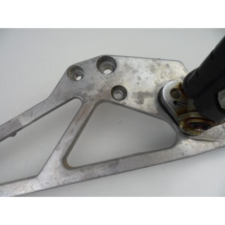 SUPPORTO PEDANA DESTRA COMPLETA DI PEDALINI POGGIAPIEDI HONDA VF 1000 F2 1985