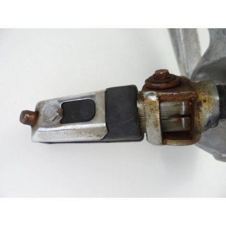 SUPPORTO PEDANA SINISTRA COMPLETA DI PEDALINI POGGIAPIEDI HONDA VF 1000 F2 1985