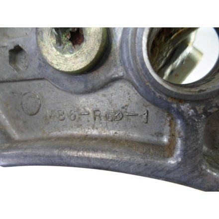 SUPPORTO PEDANA DESTRA COMPLETA DI PEDALINI POGGIAPIEDI HONDA VF 1000 F2 1985