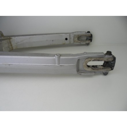 FORCELLONE BRACCIO OSCILLANTE RUOTA POSTERIORE - MOTORE HONDA VF 1000 F2 1985