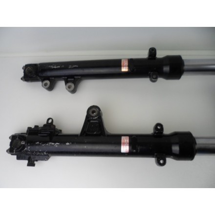 SHOWA SOSPENSIONE FORCELLA ANTERIORE COMPLETA DI PIASTRE HONDA VF 1000 F2 1985