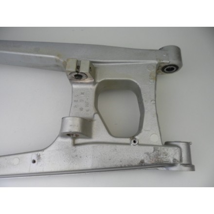 FORCELLONE BRACCIO OSCILLANTE RUOTA POSTERIORE - MOTORE HONDA VF 1000 F2 1985