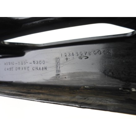 CARTER CATENA PROTEZIONE SCATOLA CATENA FORCELLONE HONDA VF 1000 F2 1985