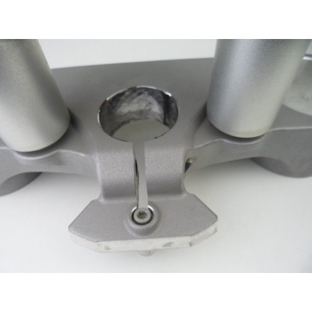 34111671AA TESTA DI STERZO PIASTRA BASE FORCELLA DUCATI MULTISTRADA 1200 S 2016