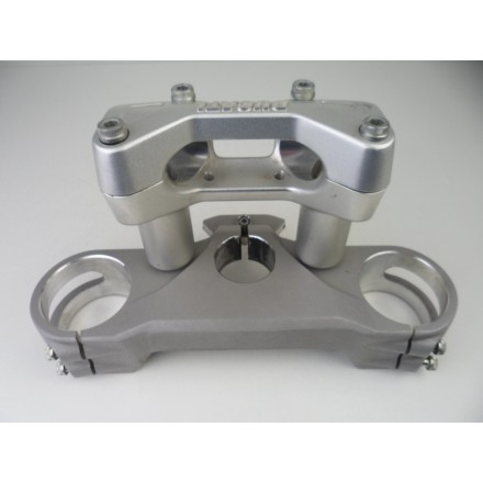 34111671AA TESTA DI STERZO PIASTRA BASE FORCELLA DUCATI MULTISTRADA 1200 S 2016