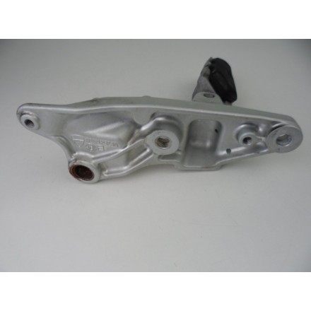 82432521A SUPPORTO CON PEDANA ANTERIORE DESTRA DUCATI MULTISTRADA 1200 S 2016