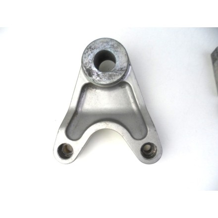 SET PERNO BOCCOLE STAFFA PINZA RUOTA POSTERIORE ORIGINALE KAWASAKI ZXR 400 1992