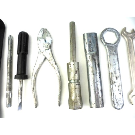 BORSETTA TROUSSE UTENSILI CHIAVI PER MANUTENZIONE SUZUKI V-Strom 650 DL 2005