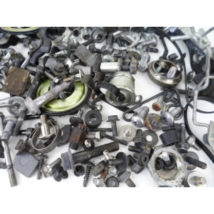 KIT VITERIA BULLONERIA VARIA BULLONI PERNI VITI SUZUKI GSR 600 K8 2008 KIT VITERIA BULLONERIA VARIA BULLONI PERNI VITI SUZUKI GSR 600 K8 2008