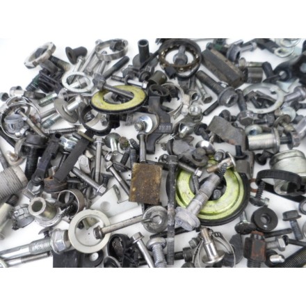 KIT VITERIA BULLONERIA VARIA BULLONI PERNI VITI SUZUKI GSR 600 K8 2008 KIT VITERIA BULLONERIA VARIA BULLONI PERNI VITI SUZUKI GSR 600 K8 2008