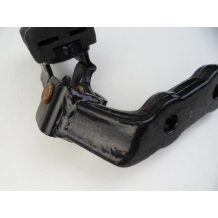 GRUPPO PEDANA CON SUPPORTO ANTERIORE DESTRA ORIGINALE BMW F650 ST 1998