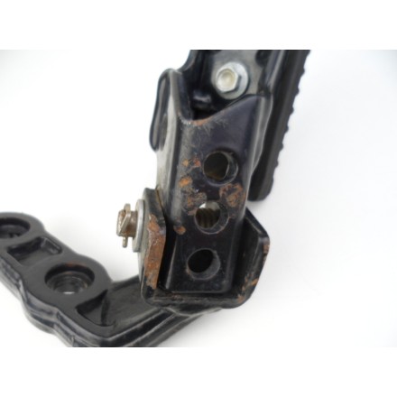 GRUPPO PEDANA CON SUPPORTO ANTERIORE DESTRA ORIGINALE BMW F650 ST 1998