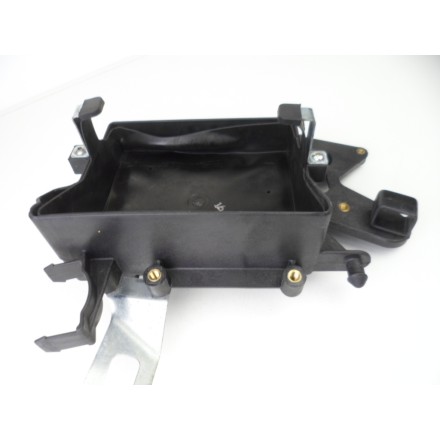 82914061A PLASTICA SUPPORTO BATTERIA ORIGINALE DUCATI MULTISTRADA 1000 DS 2005