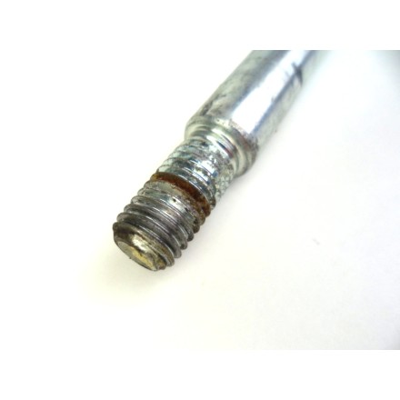 ASSE RUOTA PERNO CERCHIO ANTERIORE ORIGINALE PIAGGIO BEVERLY 125 TOURER 2008