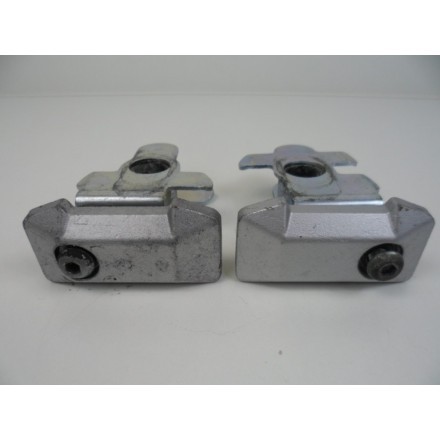 COPPIA TENDICATENA REGISTRI CATENA FORCELLONE SUZUKI DL V-STROM 650 K5 2005