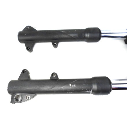 FORCELLA SOSPENSIONE ANTERIORE COMPLETA DI PIASTRA APRILIA ATLANTIC 500 2003