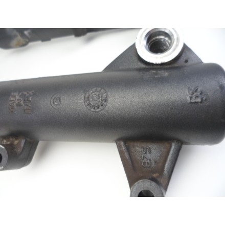 FORCELLA SOSPENSIONE ANTERIORE COMPLETA DI PIASTRA APRILIA ATLANTIC 500 2003