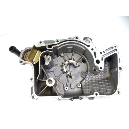 COPERCHIO CARTER ALTERNATORE DESTRO POMPA ACQUA MOTORE APRILIA ATLANTIC 500 2003