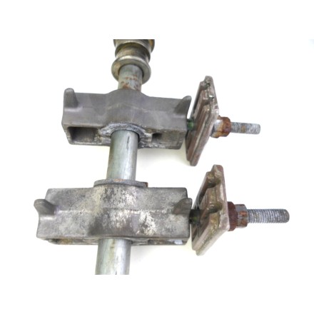 ASSE PERNO RUOTA POSTERIORE CON TENDICATENA BOCCOLE HONDA XL 600 V Transalp 1991
