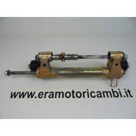 SUPPORTO STAFFA MOTORE/TELAIO BRACCIO CON CUSCINETTI SUZUKI BURGMAN 400 K4 2004